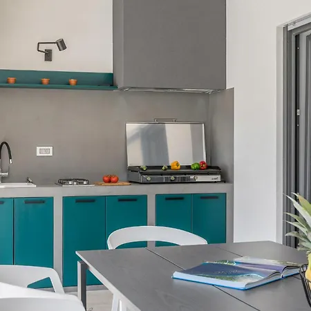 4 Bedroom Beautiful In